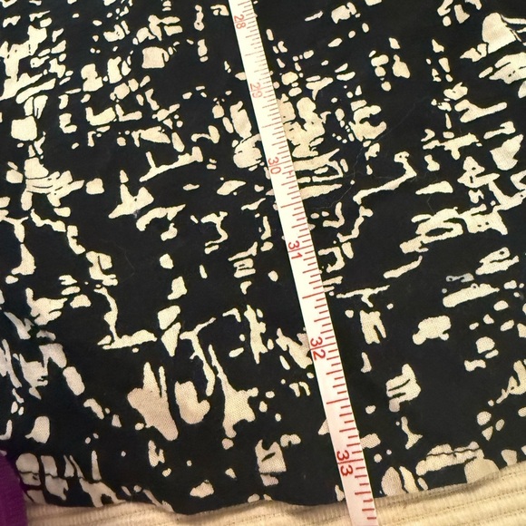 Willow & Clay Black White Abstract Wrap Dress Pink Trim Size Large Made in USA - Picture 5 of 10